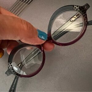 Eyebobs used readers.